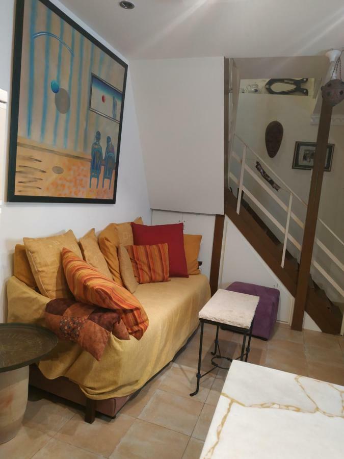 דירות חיפה Studio Apt Great Location Heart Of Downtown District מראה חיצוני תמונה