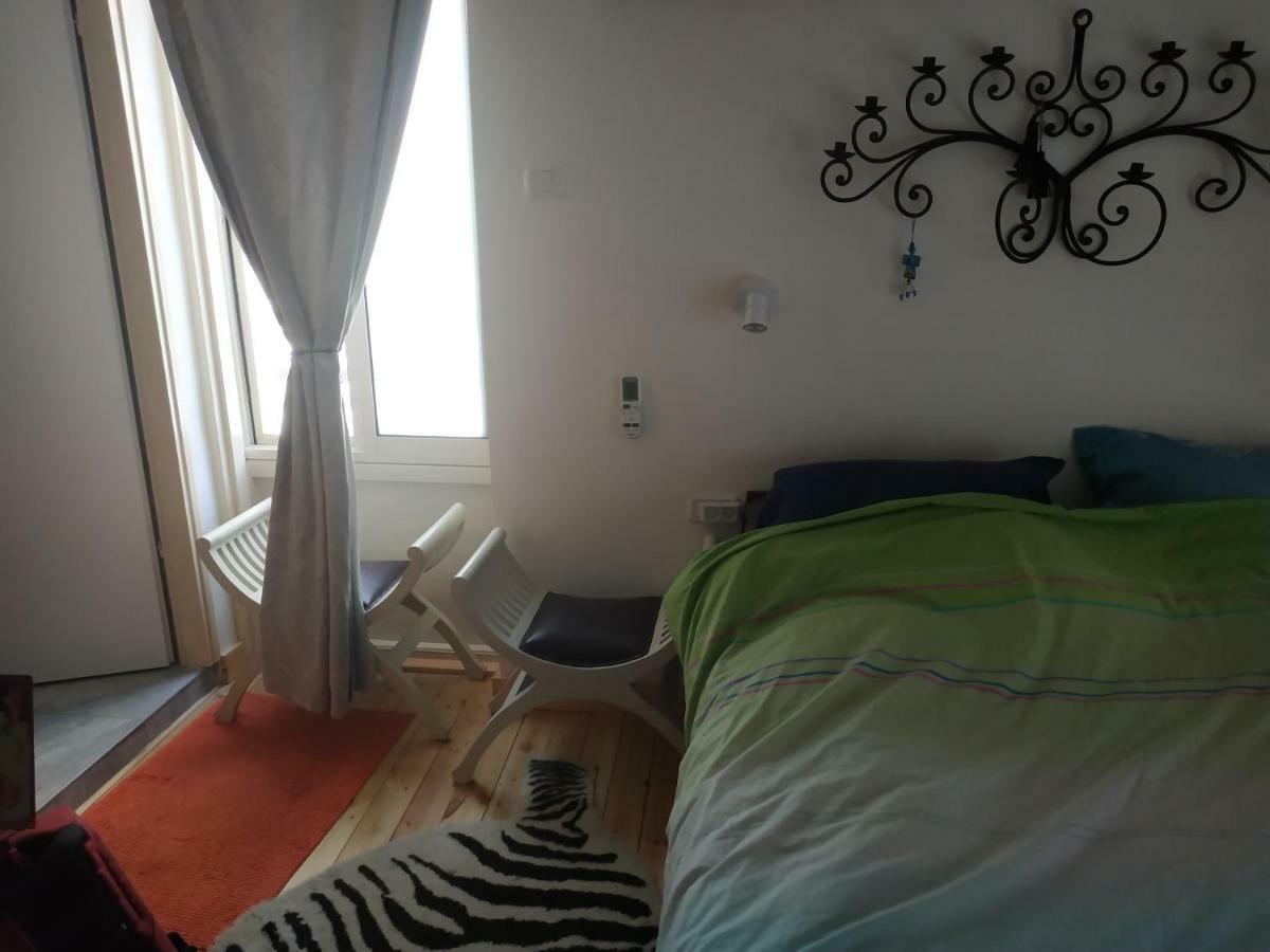 דירות חיפה Studio Apt Great Location Heart Of Downtown District מראה חיצוני תמונה