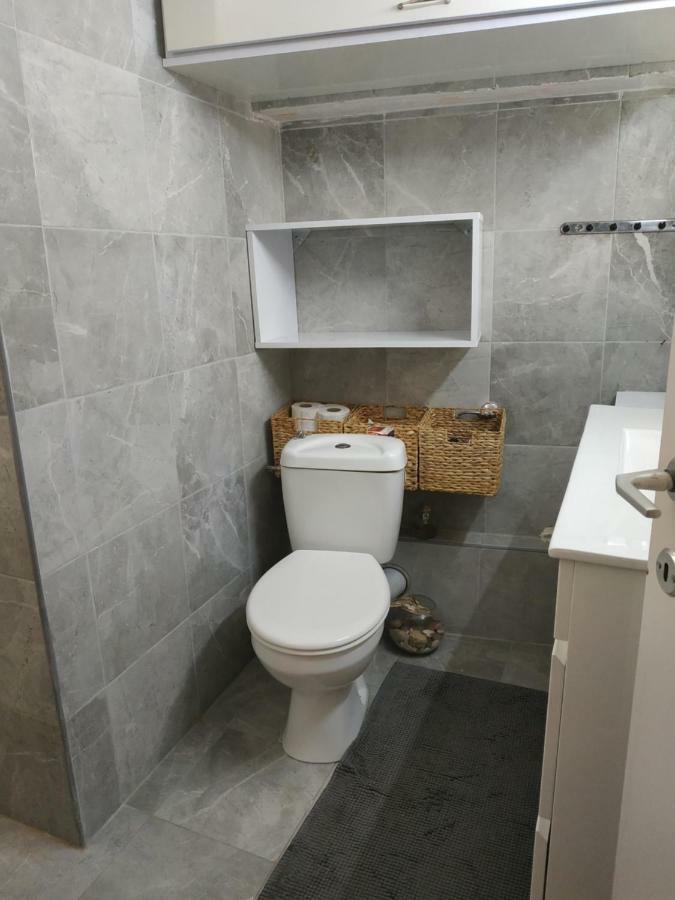 דירות חיפה Studio Apt Great Location Heart Of Downtown District מראה חיצוני תמונה