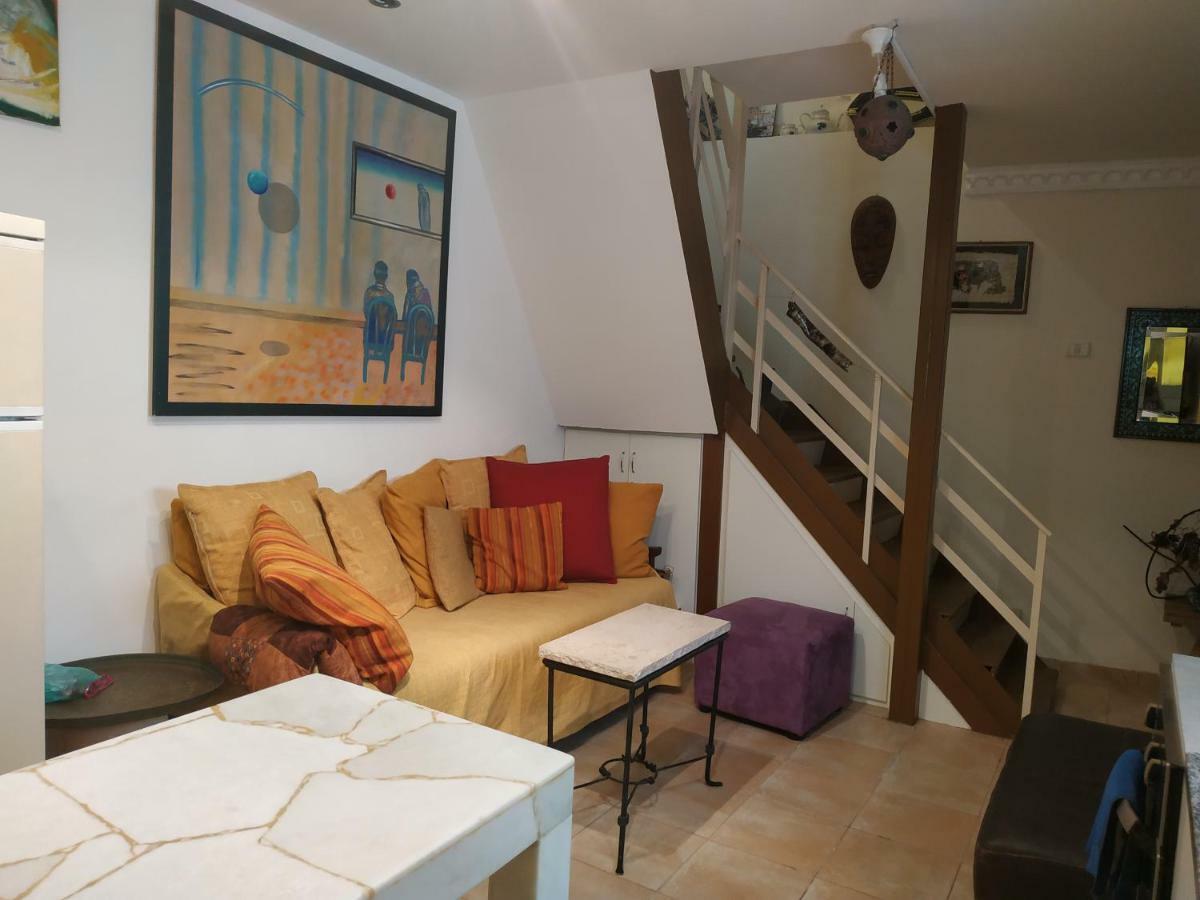 דירות חיפה Studio Apt Great Location Heart Of Downtown District מראה חיצוני תמונה