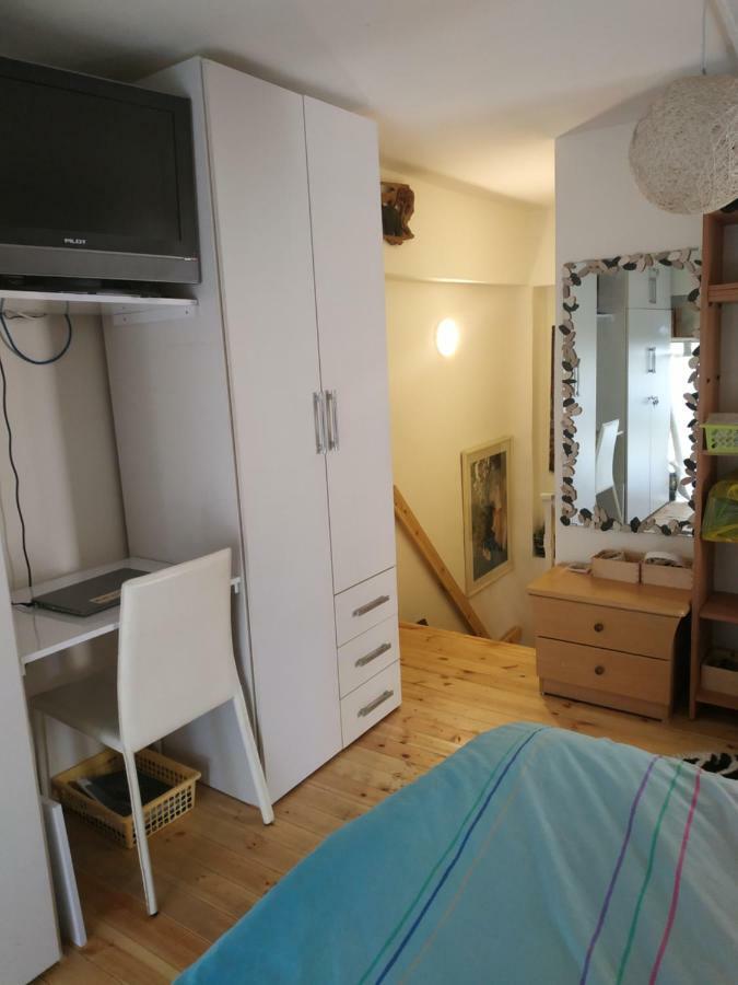 דירות חיפה Studio Apt Great Location Heart Of Downtown District מראה חיצוני תמונה