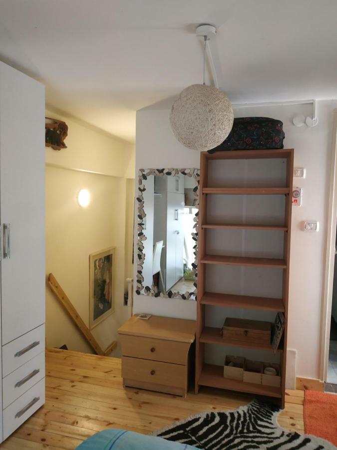 דירות חיפה Studio Apt Great Location Heart Of Downtown District מראה חיצוני תמונה
